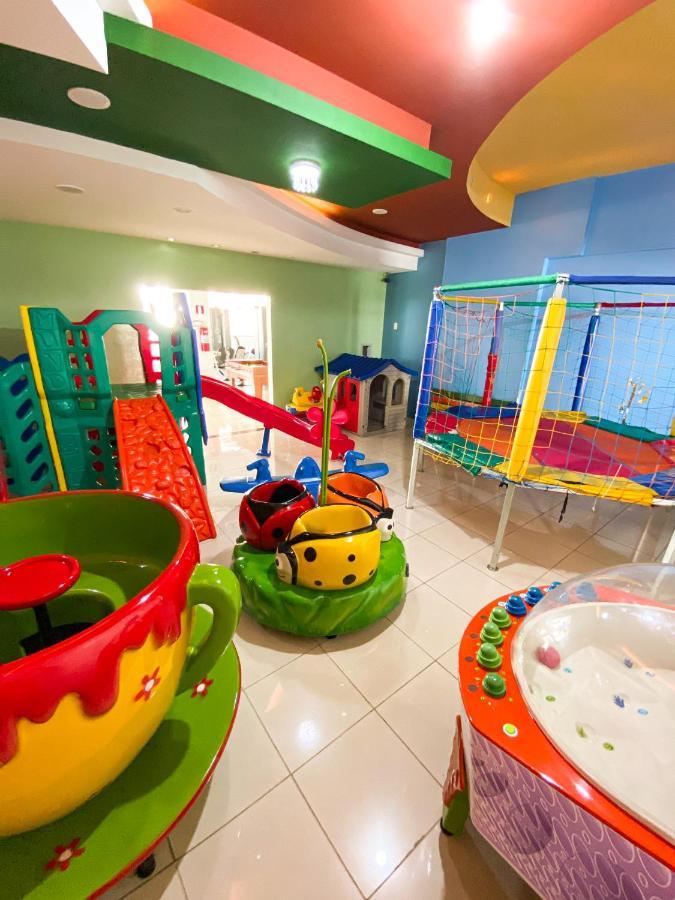 Constantino Hotel E Eventos Juiz de Fora Eksteriør billede An indoor playground