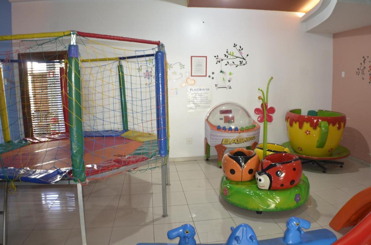 Constantino Hotel E Eventos Juiz de Fora Eksteriør billede A children's play area in a shopping mall