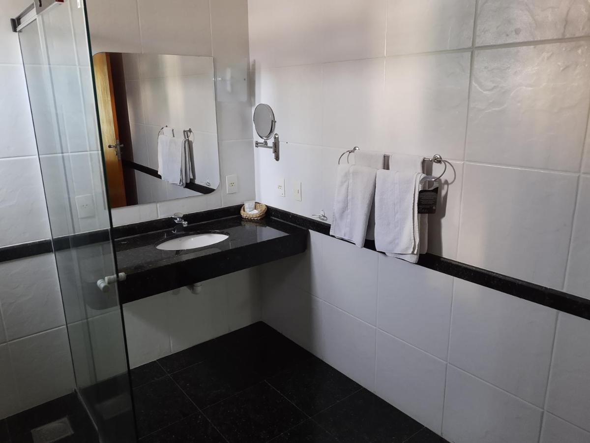 Constantino Hotel E Eventos Juiz de Fora Eksteriør billede Bathroom
