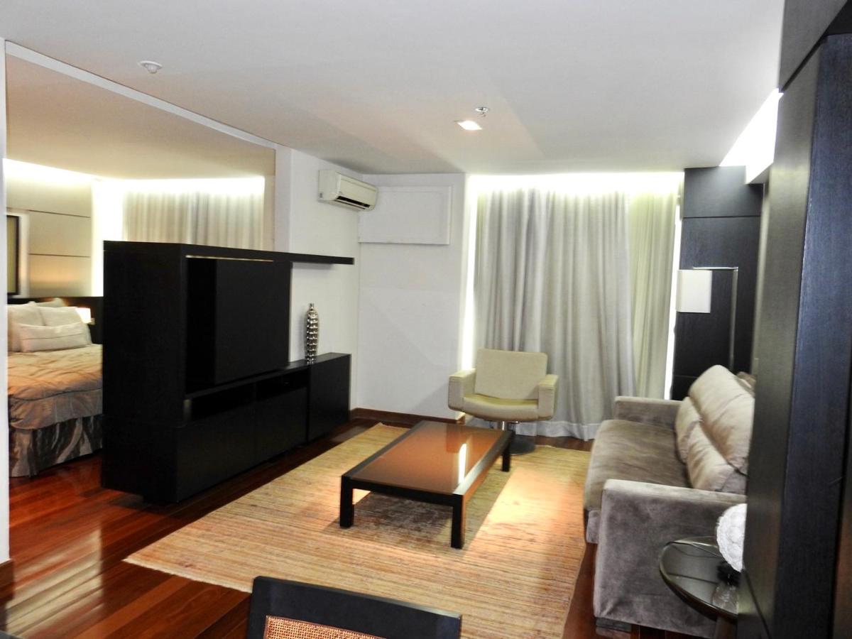 Constantino Hotel E Eventos Juiz de Fora Eksteriør billede A living room in a modern apartment