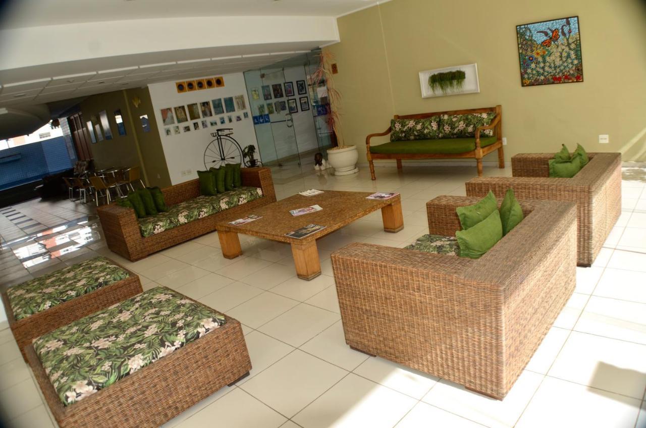 Constantino Hotel E Eventos Juiz de Fora Eksteriør billede The lobby of the airport