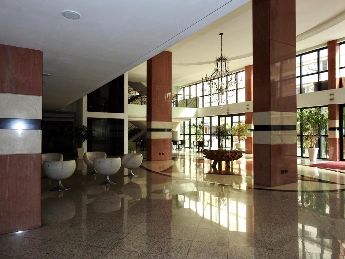 Constantino Hotel E Eventos Juiz de Fora Eksteriør billede Lobby of the hotel