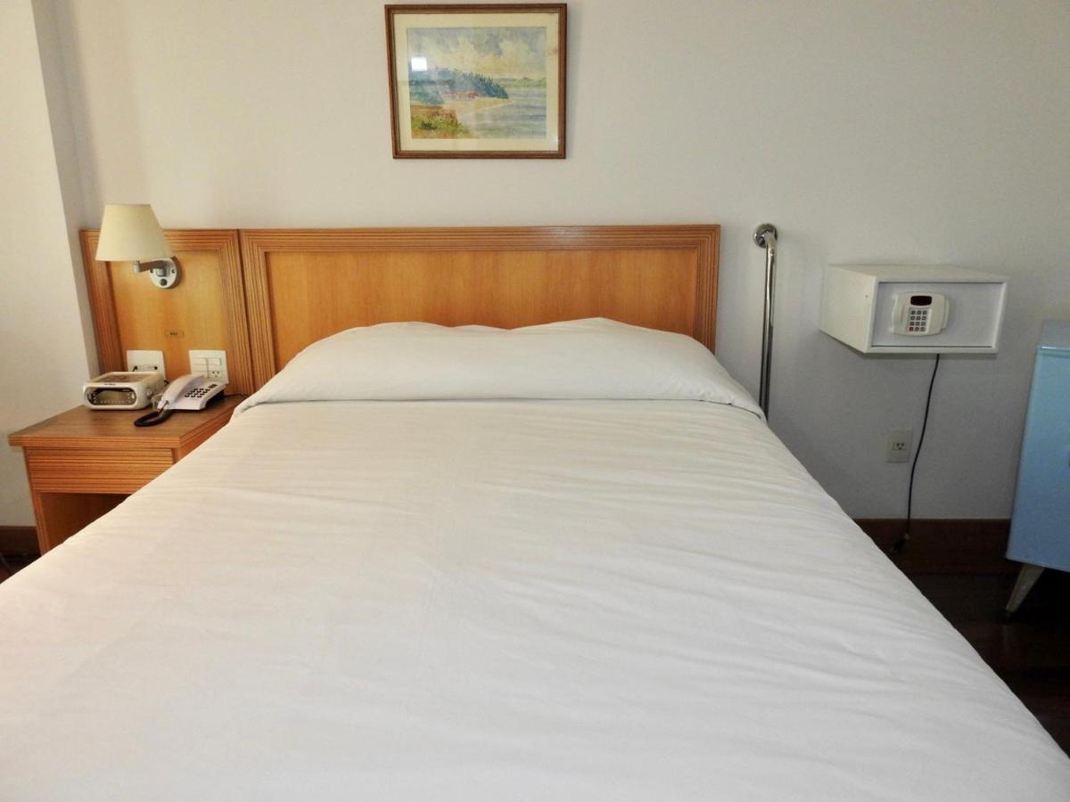Constantino Hotel E Eventos Juiz de Fora Eksteriør billede A single bed