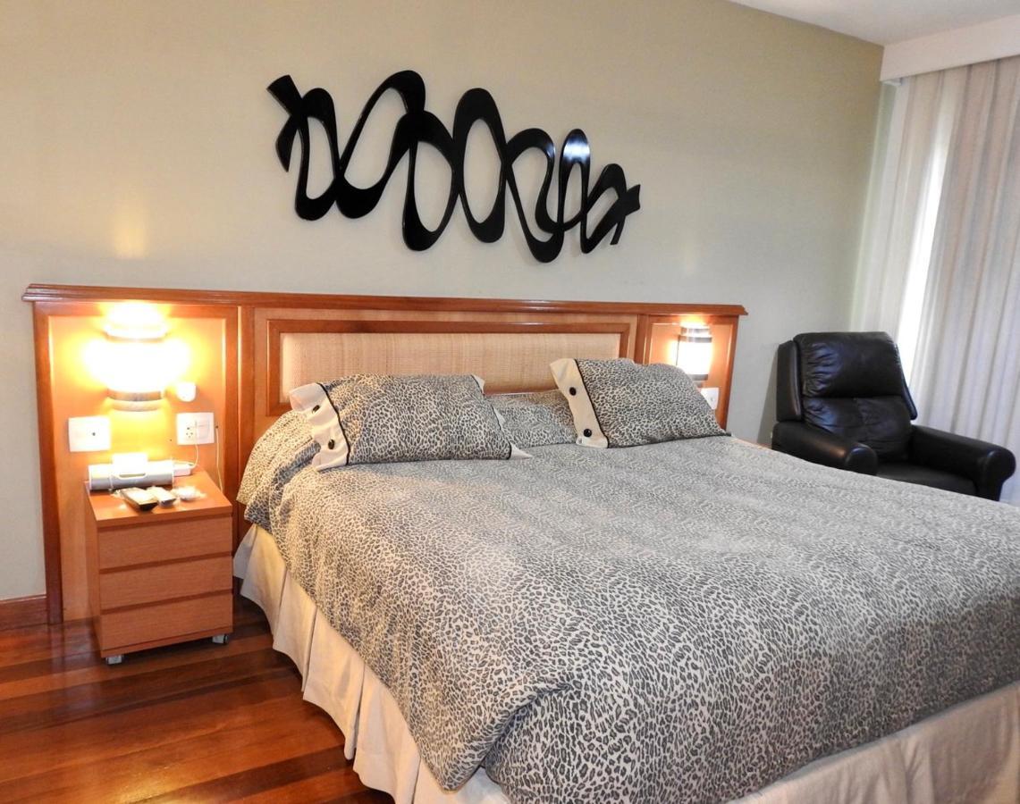 Constantino Hotel E Eventos Juiz de Fora Eksteriør billede A bedroom in a hotel