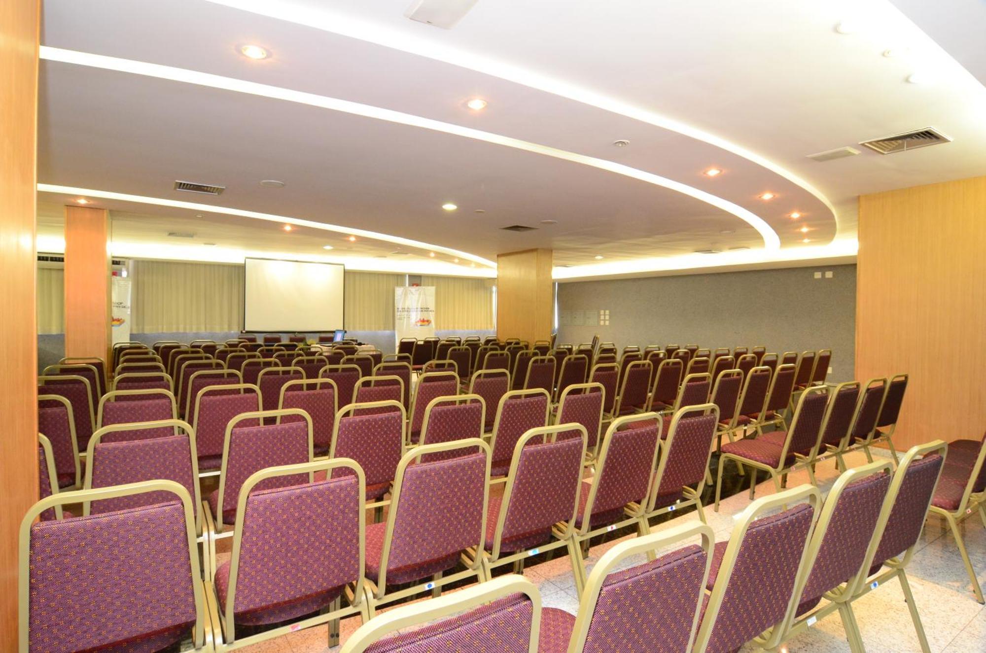 Constantino Hotel E Eventos Juiz de Fora Eksteriør billede The main auditorium
