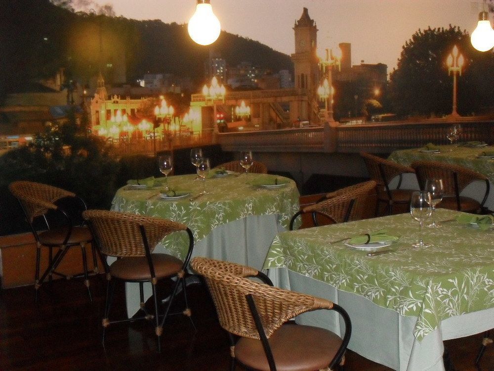 Constantino Hotel E Eventos Juiz de Fora Eksteriør billede Restaurant in the hotel